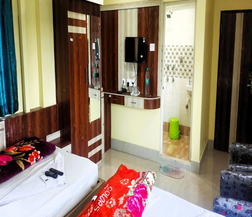 Staymaker Tirupati Guest House Calcutta Exteriör bild